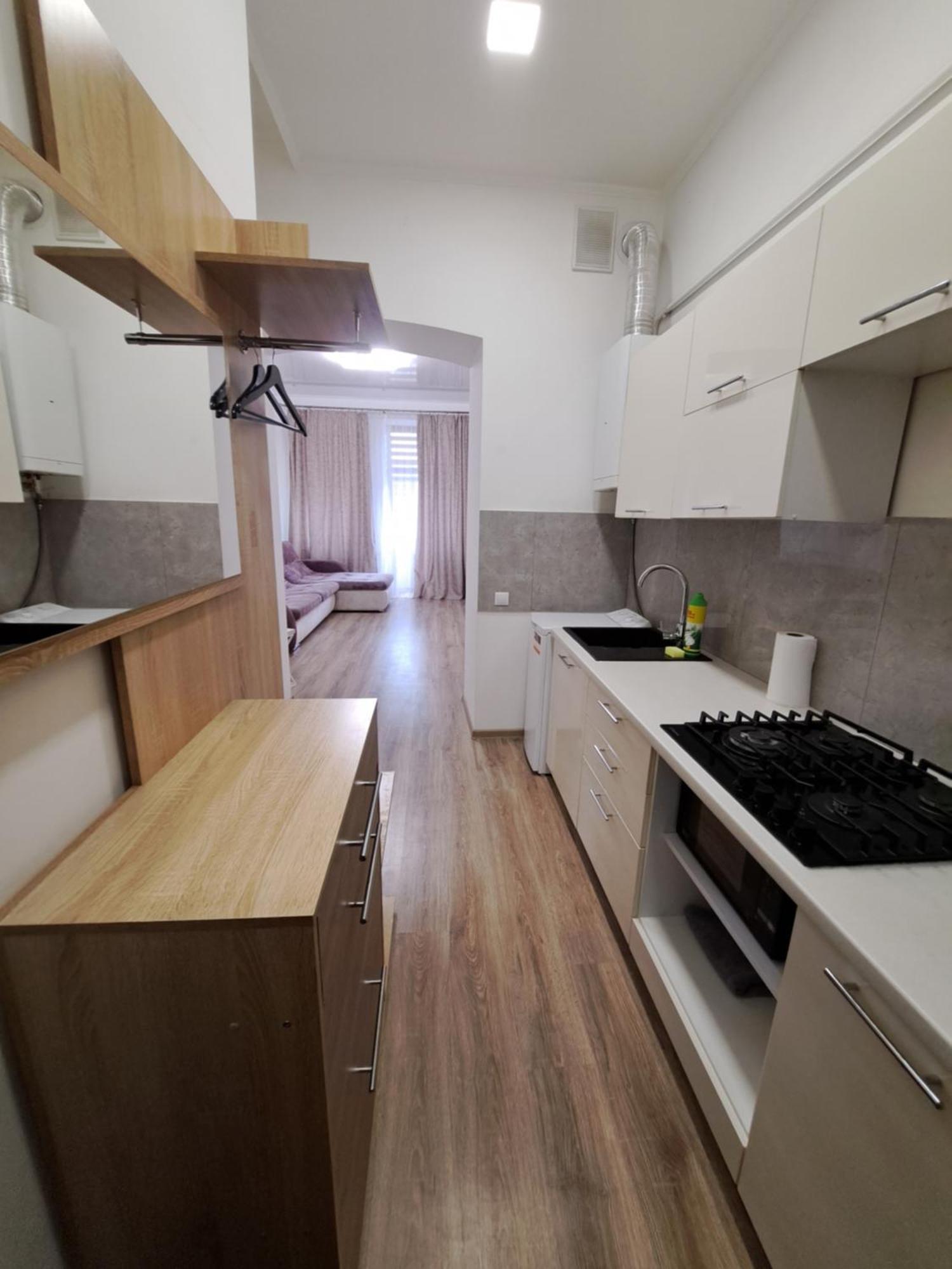 Apartament Dvokimnatna Quartira Bila Opernogo Teatru Lwów Zewnętrze zdjęcie